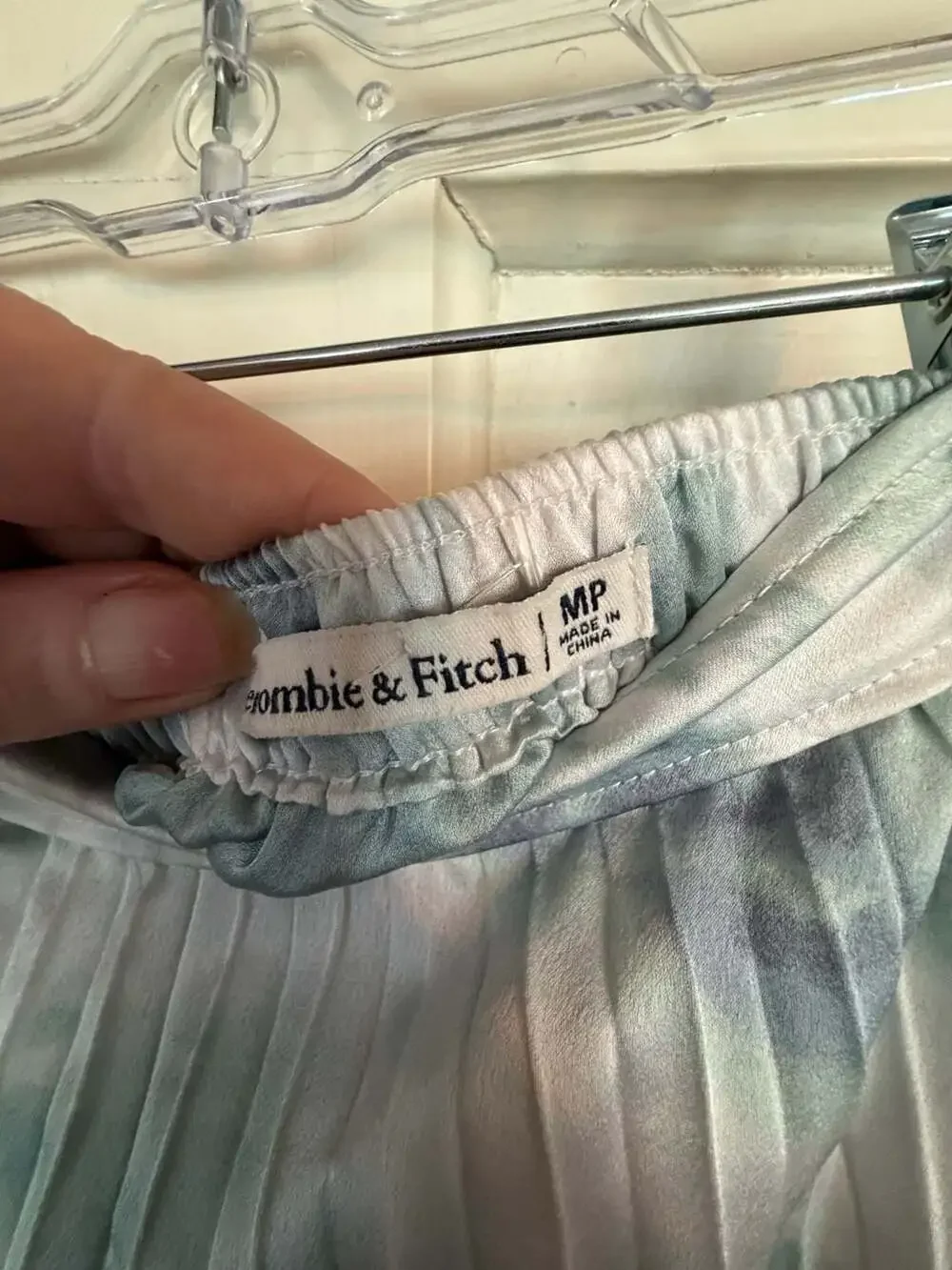 Abercrombie & Fitch Pleated Satin Midi Skirt in Green Tie-Dye